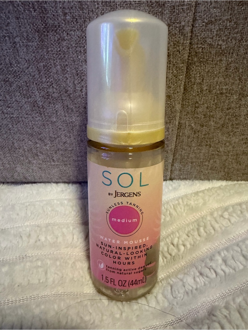 SOL by Jergens Medium Sunless Tanning Water Mousse – Pink